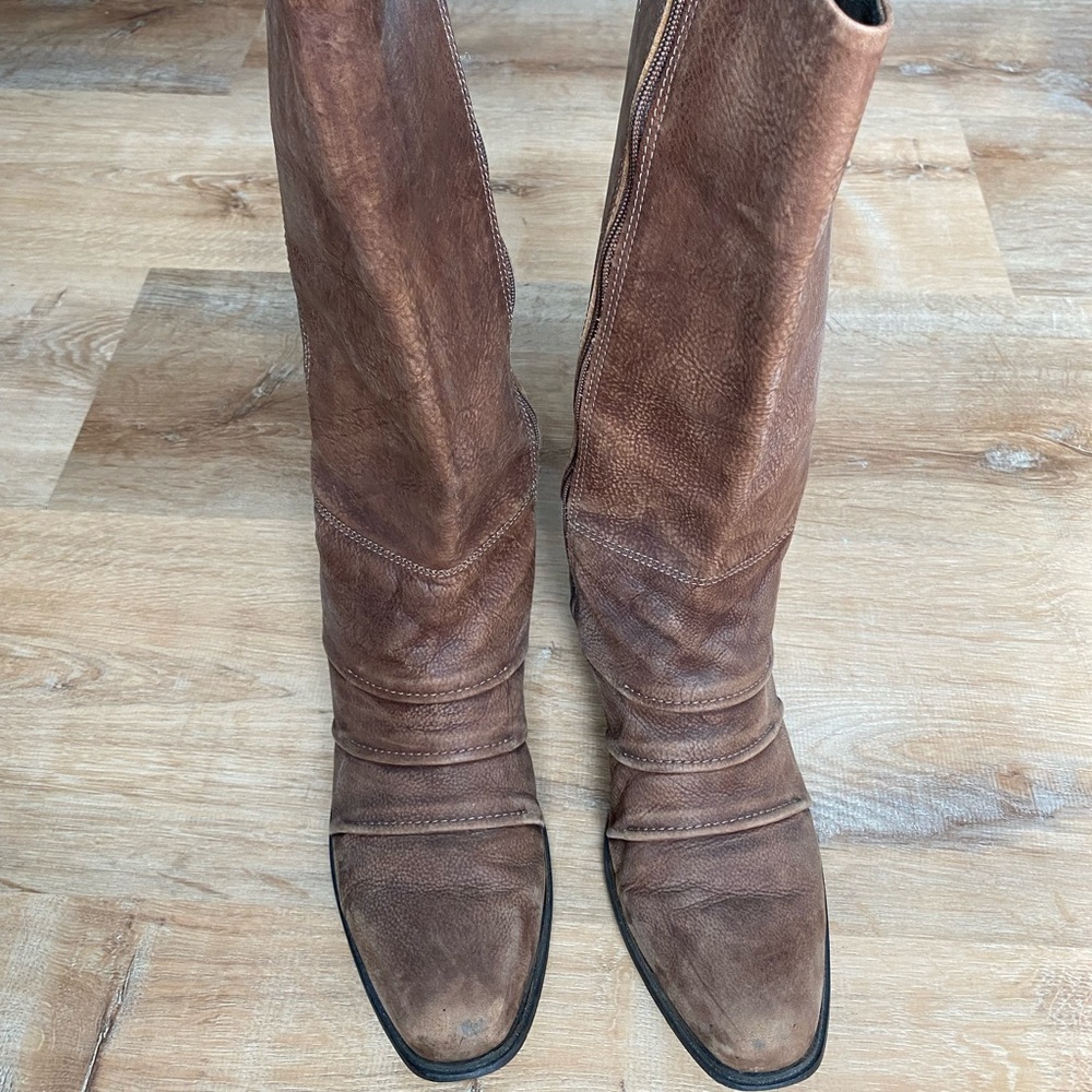 Leather boots